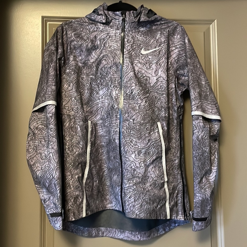 Women's Nike Shield Jacket